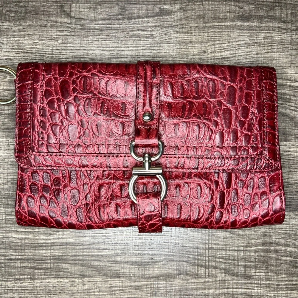 Talbots Burgundy Crocodile Embossed Leather Wristlet‎ Clutch Bag Red Maroon